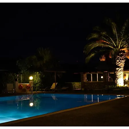 Ξενοδοχείο Alex (adults Only)