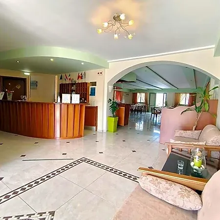 Alex (adults Only) Hotel 2*