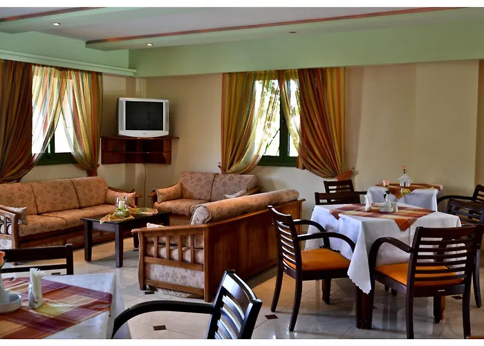 Alex (adults Only) Karpatos